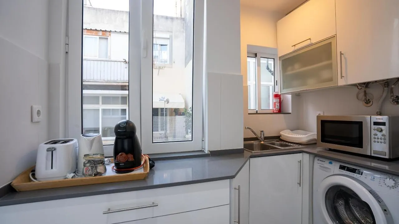The Graca Apartment Lisbon 0*,  Portugal
